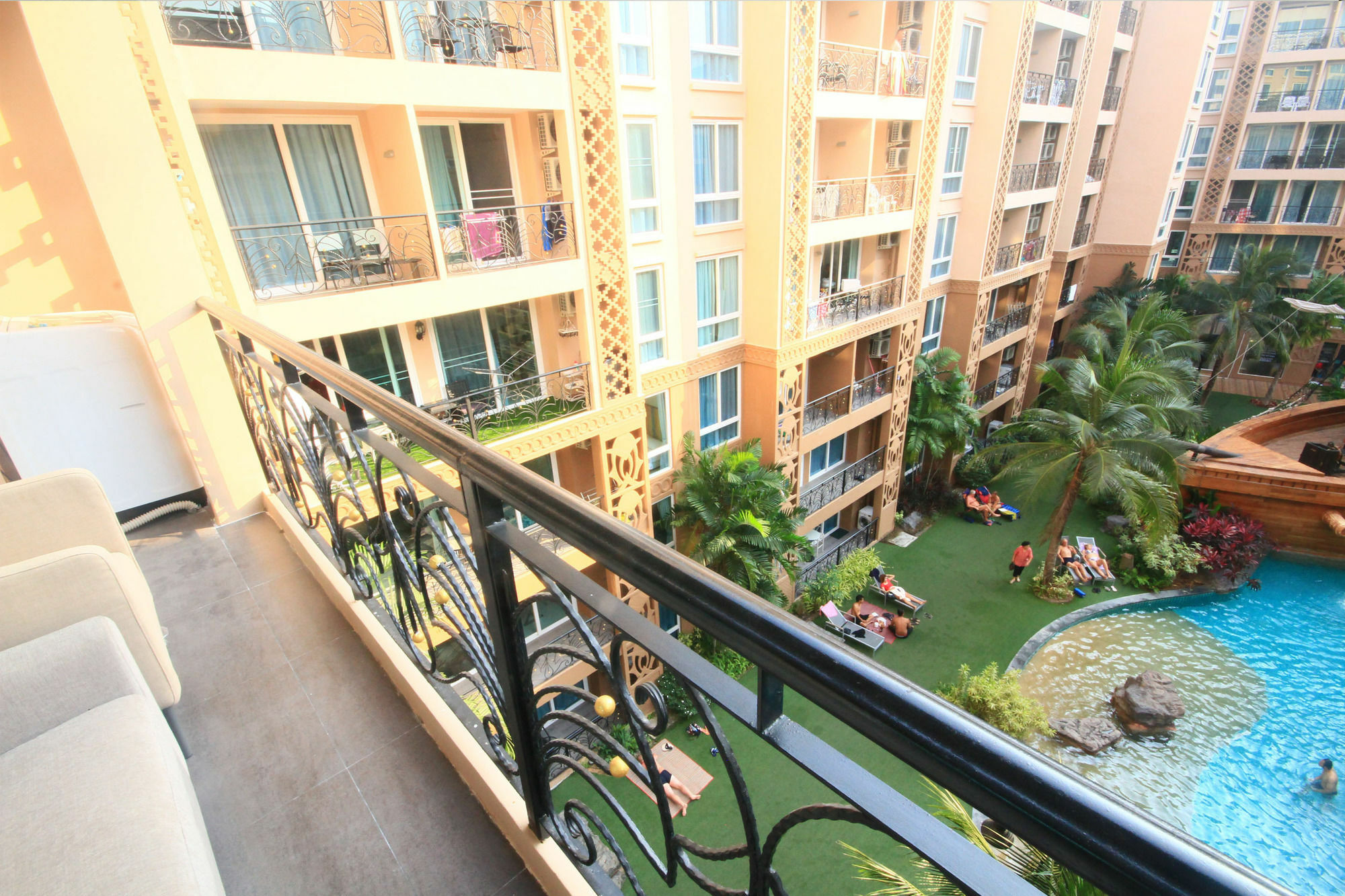 Atlantis Condo & Water Park Pattaya By The Sea Exterior foto